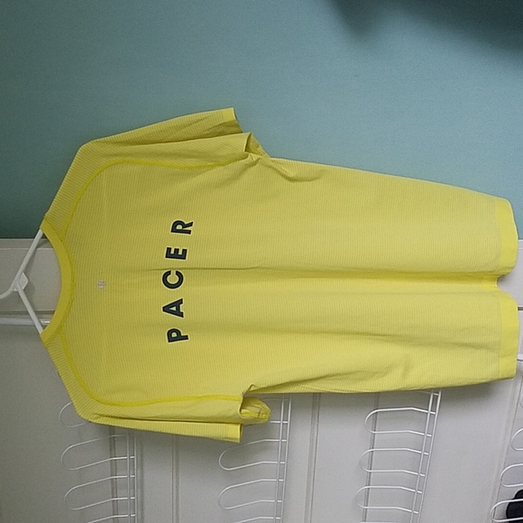 Lululemon Athletica Mens Short Sleeve Graphic Tee Shirt San Francisco - Picture 3 of 6